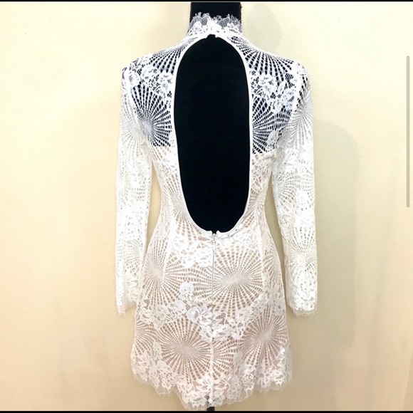 BEBE Long Sleeve Lace Dress! - Picture 3 of 8